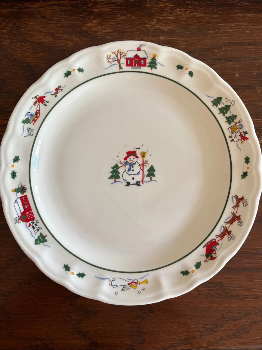 VTG PFALTZGRAFF ‘Snow Village’ Christmas Dinner Plate 11”